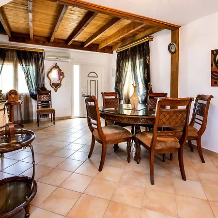 Apartmán Archagelos House *