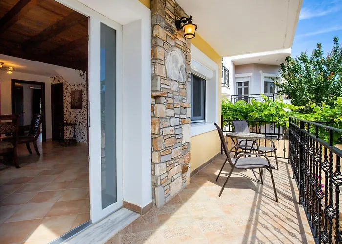 Archagelos House